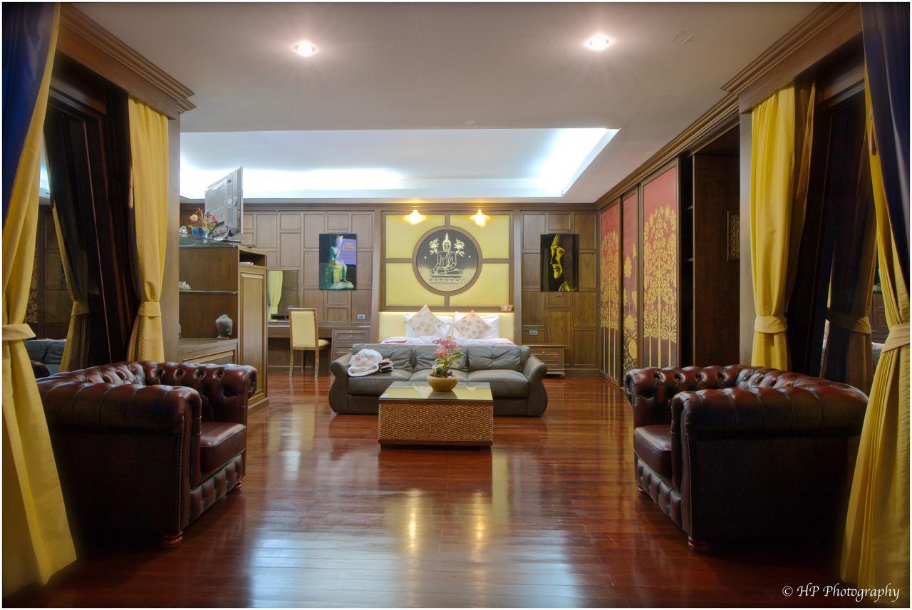 Villa Regtuk Patong Exterior photo