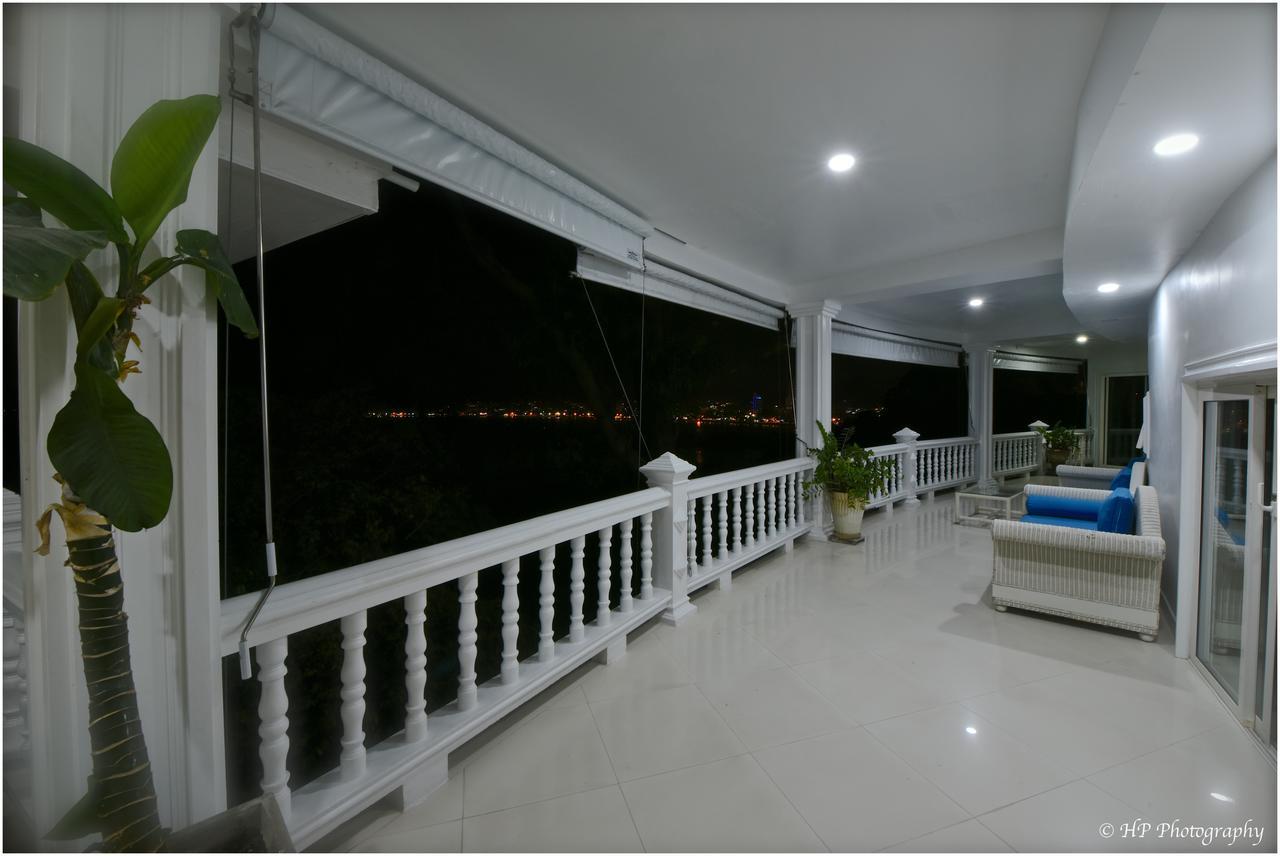 Villa Regtuk Patong Exterior photo