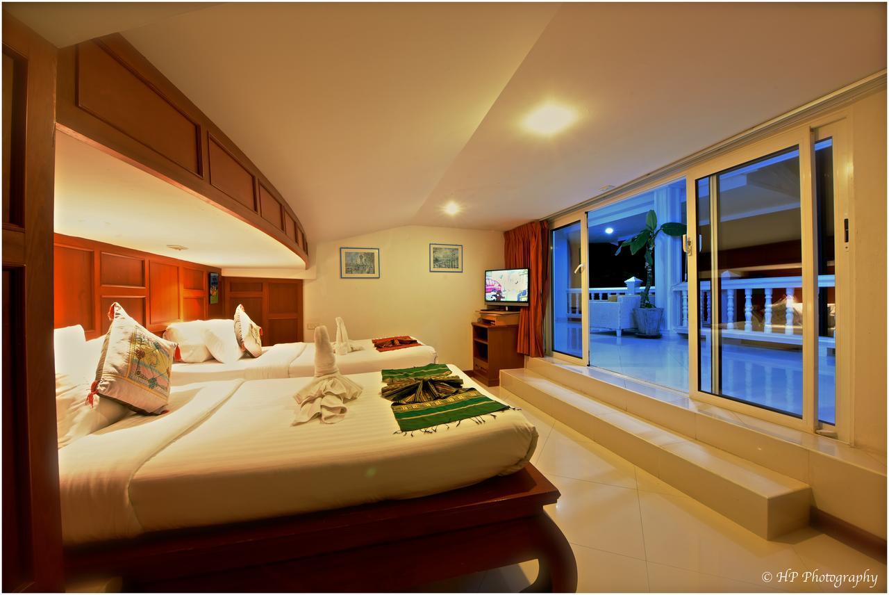 Villa Regtuk Patong Exterior photo